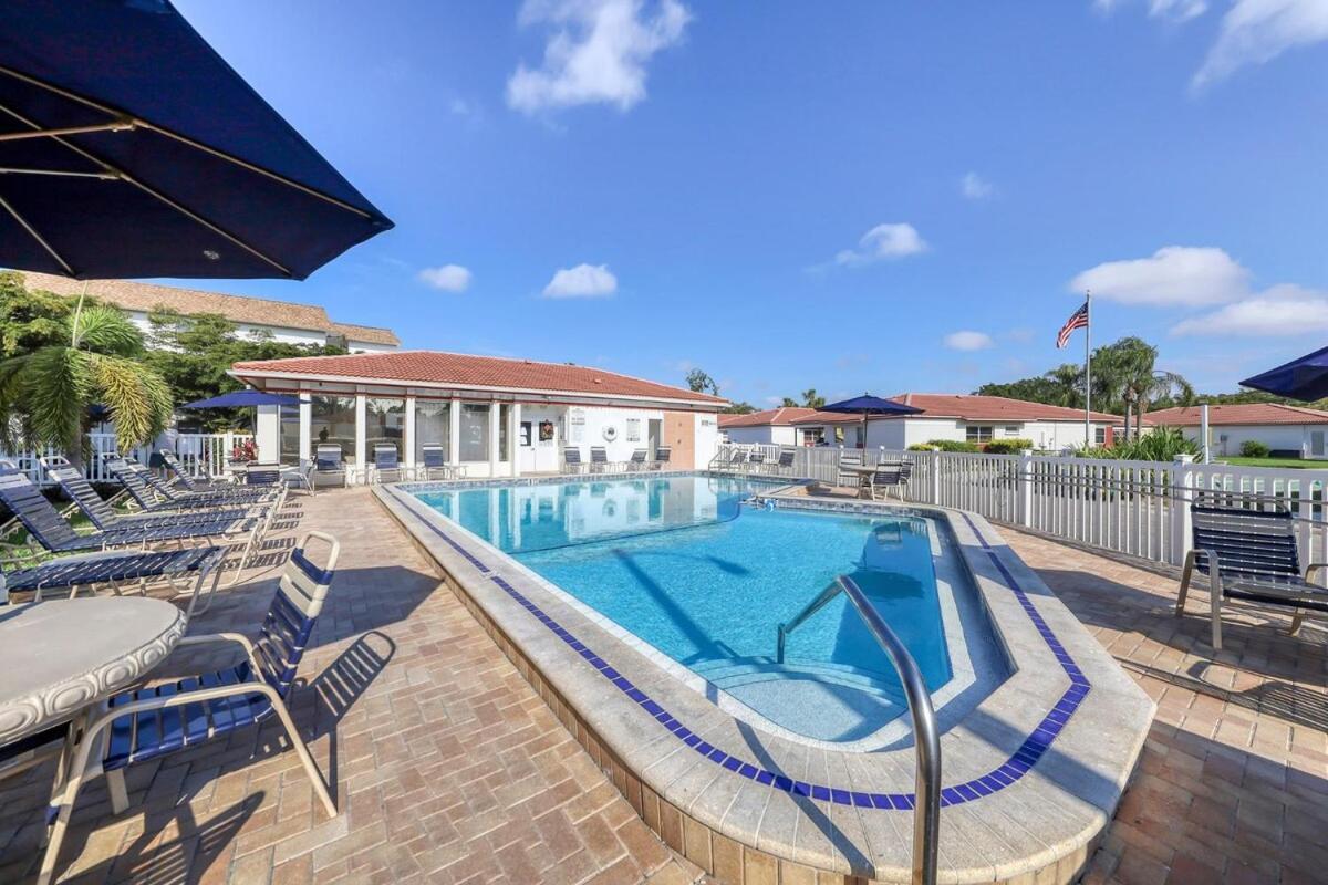2 Bed 2 Bath Centrally Located On Siesta Key Sarasota Ngoại thất bức ảnh
