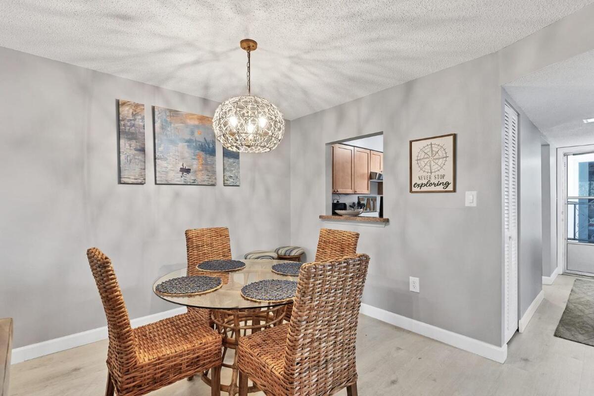 2 Bed 2 Bath Centrally Located On Siesta Key Sarasota Ngoại thất bức ảnh