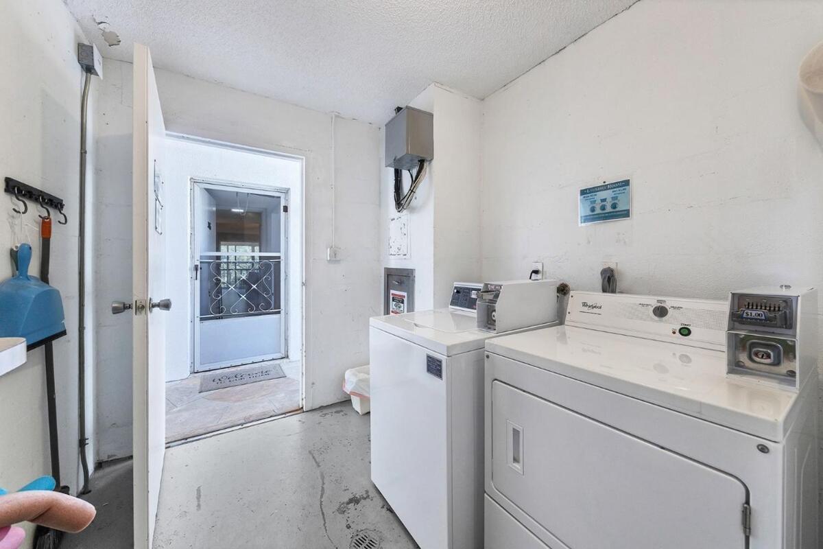 2 Bed 2 Bath Centrally Located On Siesta Key Sarasota Ngoại thất bức ảnh